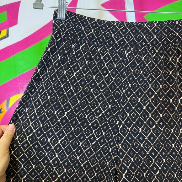 Maurices Black Patterned Wide Leg Pants for Dressy Occasions. Size XS. - Picture 3 of 7